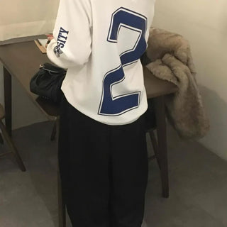 Classic Side Lettering Slide One-Shoulder Sweatshirt