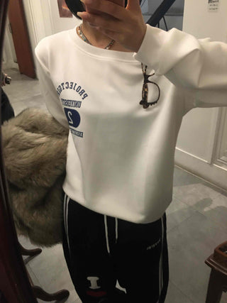 Classic Side Lettering Slide One-Shoulder Sweatshirt