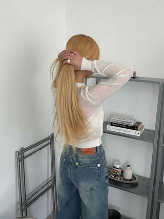 Delicate Fit See-through Button Collar Crop Knit T-shirt