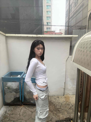 Loose-fit techwear string flap cargo pants