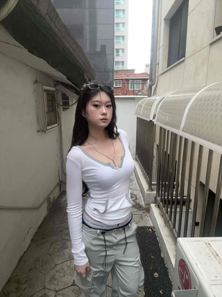 Loose-fit techwear string flap cargo pants