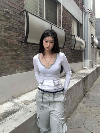 Loose-fit techwear string flap cargo pants