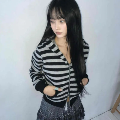 Campus Stripe V-Neck Crop Knit Zip-Up