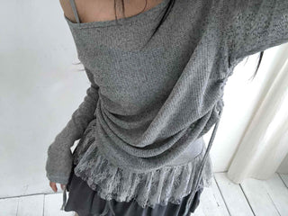 Romantic Ruffle Hem Off-Shoulder Slim Knit
