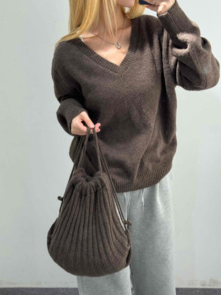 Quilted Layered Loose Fit V-Neck Knit