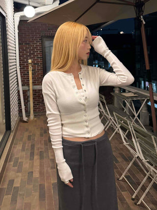 Whole Garment Seamless Round Short Knit Cardigan