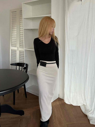 Modern Square Neck Front Twist Crop Long Sleeve Tee
