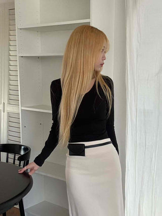 Modern Square Neck Front Twist Crop Long Sleeve Tee