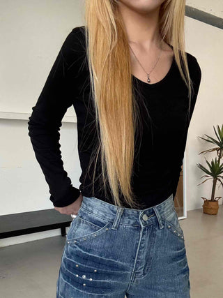 Modern Square Neck Front Twist Crop Long Sleeve Tee