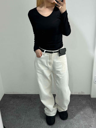 Modern Square Neck Front Twist Crop Long Sleeve Tee