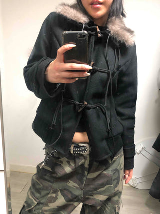 Fur-trimmed hooded duffle short coat