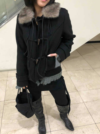 Fur-trimmed hooded duffle short coat