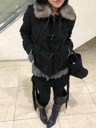 Fur-trimmed hooded duffle short coat