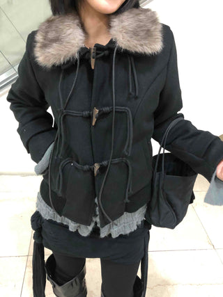 Fur-trimmed hooded duffle short coat
