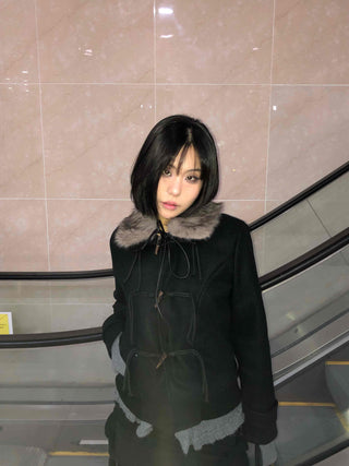Fur-trimmed hooded duffle short coat