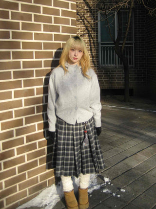 String Tape Point Zip-Up Crop Knit Cardigan