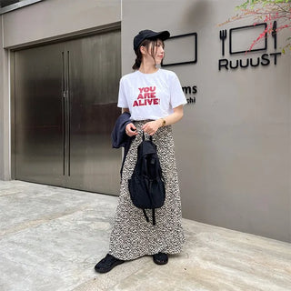 Leopard print pleated skirt
