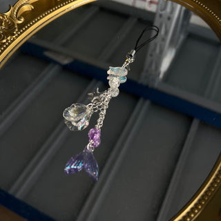 Gradient  fish & shell charm