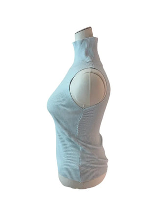 Slender center deep turtleneck halter top