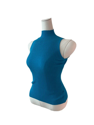 INF's polar sleeveless knit
