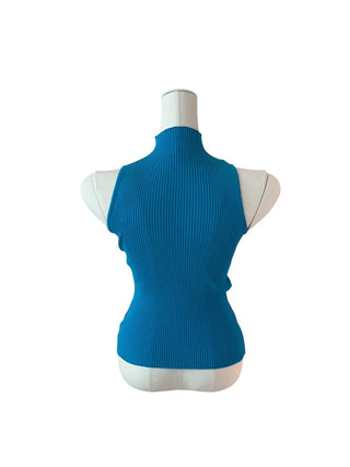 INF's polar sleeveless knit