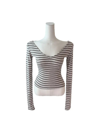 Nori Dangara Backless Strap Long Sleeve T