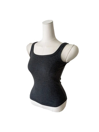 Moi U-neck sleeveless Moi U-neck Nashi