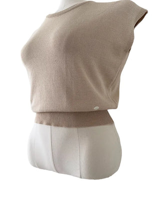 D'ar sleeveless knit D'ar Nasi knit