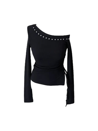 Anka stud off-shoulder T
