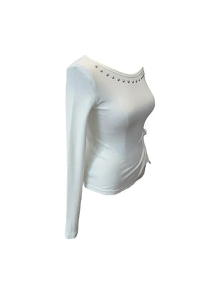 Anka stud off-shoulder T