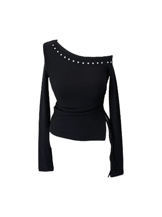 Anka stud off-shoulder T
