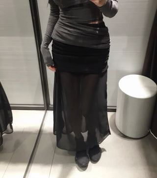 open off-shoulder slit slim T