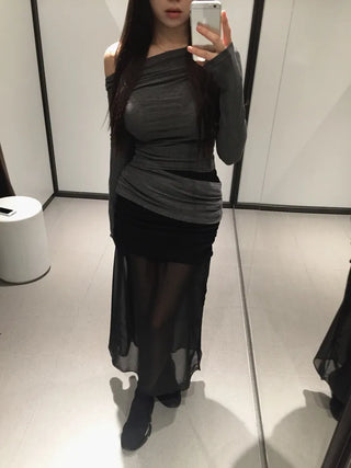 open off-shoulder slit slim T