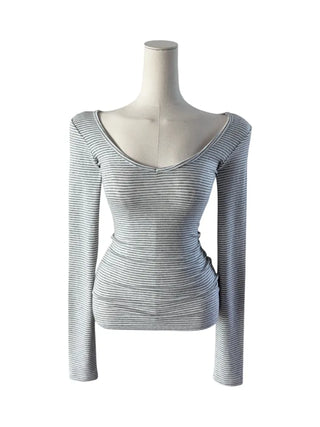 Mikano Peach V-neck T