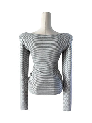 Mikano Peach V-neck T