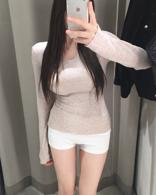 Fluttering ribbed long-sleeved T-shirt
