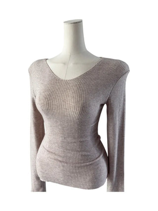 Fluttering ribbed long-sleeved T-shirt