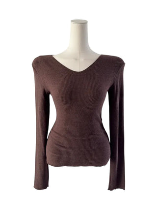 Fluttering ribbed long-sleeved T-shirt