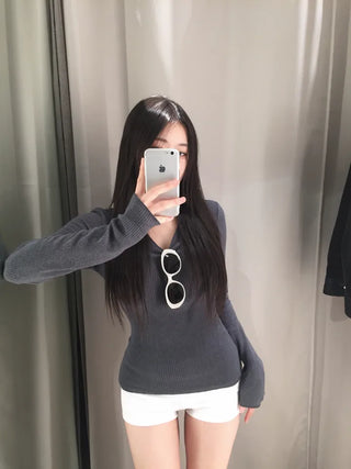 Fluttering ribbed long-sleeved T-shirt