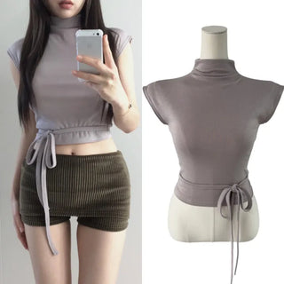 Half-turtleneck strap ribbon top