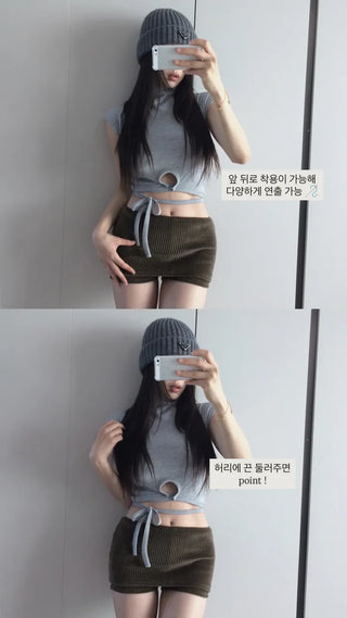 Half-turtleneck strap ribbon top