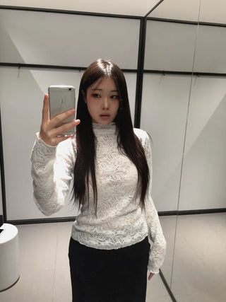 Babian lace half-neck top