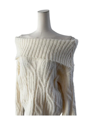 Joyce off knit