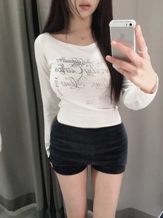 Rossy printed lip neck long sleeve T