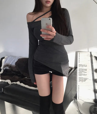 Unbalanced One-Shoulder Ring T