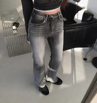 Carine Bootcut Jeans