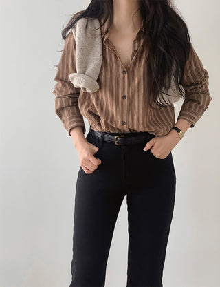 Brushed-back striped shirt - 2 colors