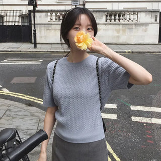 Slim wool cable knit
