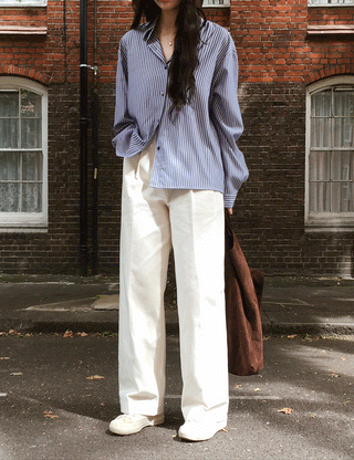 Wide cotton slacks with pleats