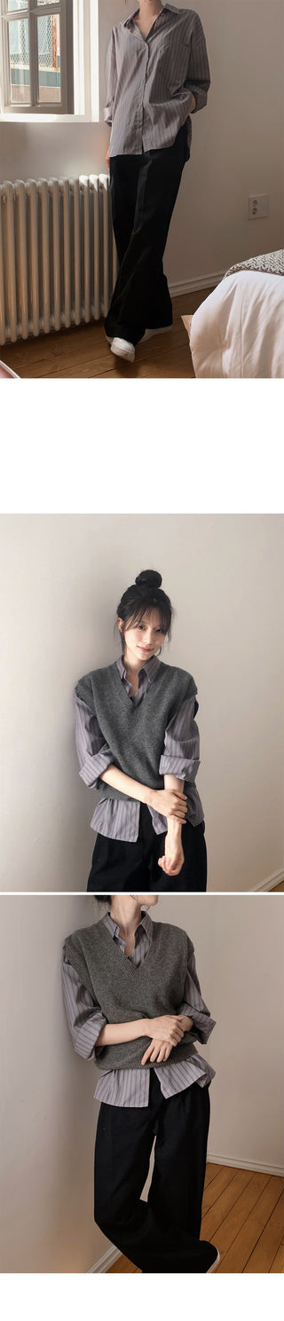 Wide cotton slacks with pleats